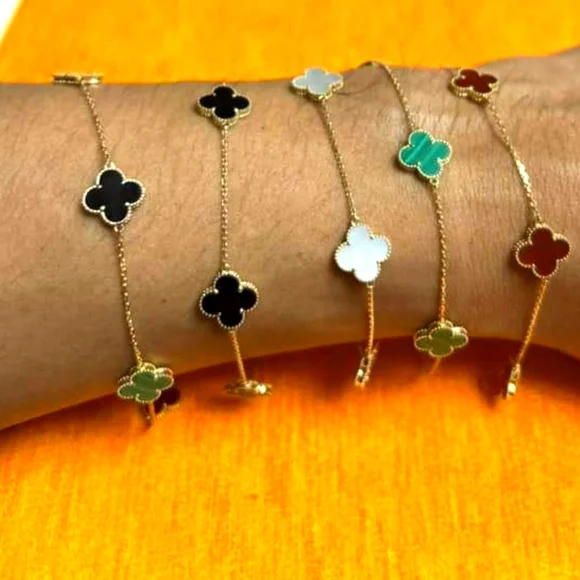 Chic Clover Charm Bracelet in Gold and Multi-Color - Picture 14 of 15